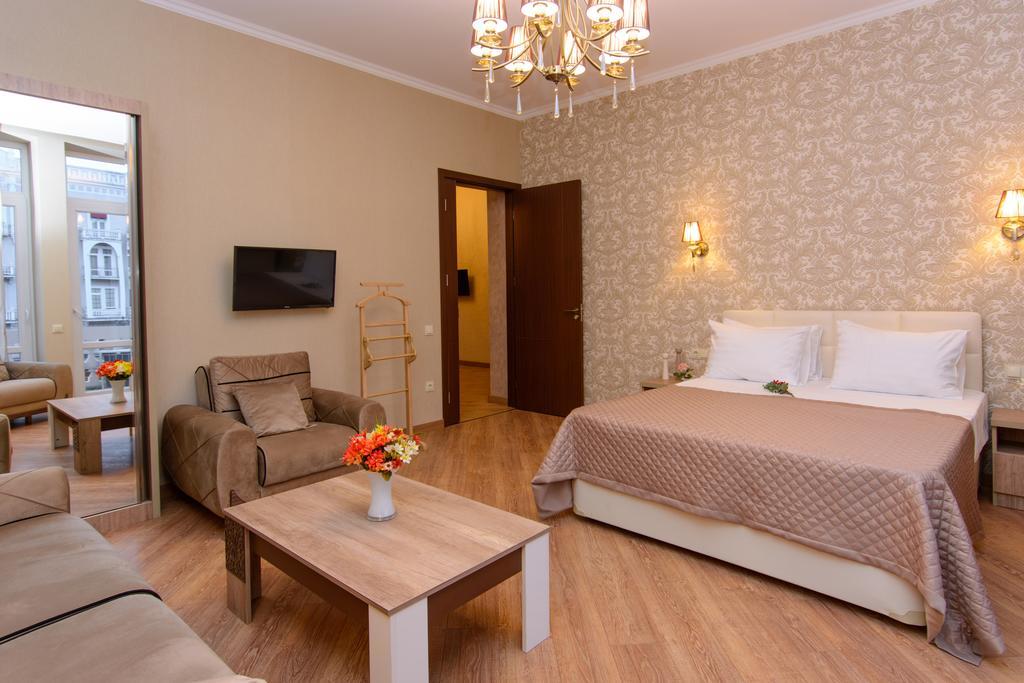 Dat Exx Apartments On Marjanishvili Tbilisi Eksteriør billede