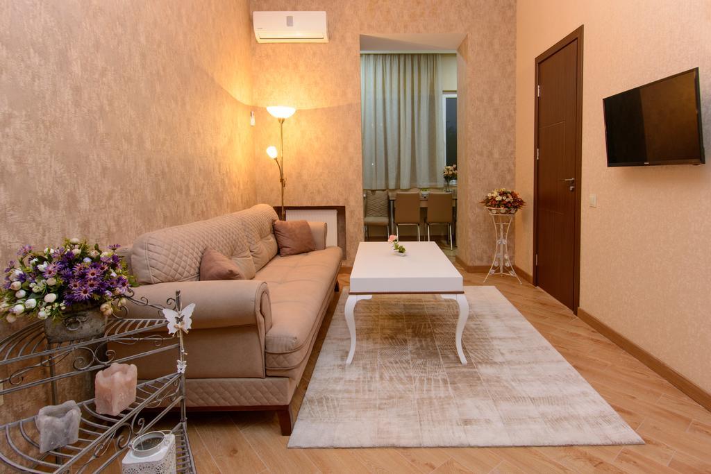 Dat Exx Apartments On Marjanishvili Tbilisi Eksteriør billede